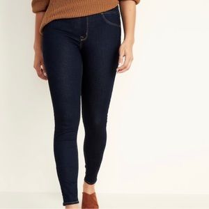 Old Navy Rockstar pull on jeggings